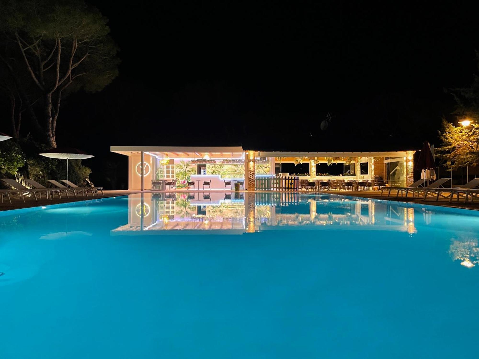 Villaggio I Sorbizzi Marina Di Bibbona Ngoại thất bức ảnh